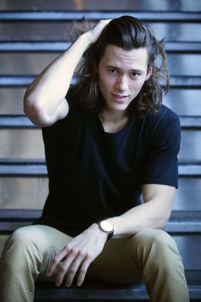 Mannequin découvert par l'agence montréalaise Dulcedo, Alex L'Abbée repart ce week-end pour New York, où l'agence Soul l'a recruté, lui qui fait aussi affaire avec l'agence SUPA, à Londres. (Photo TC Media - Mario Beauregard)