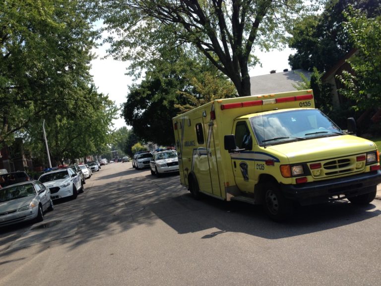Noyade d’un enfant Les secours ont accouru vers les lieux dès la découverte de l'enfant dans la piscine familiale.