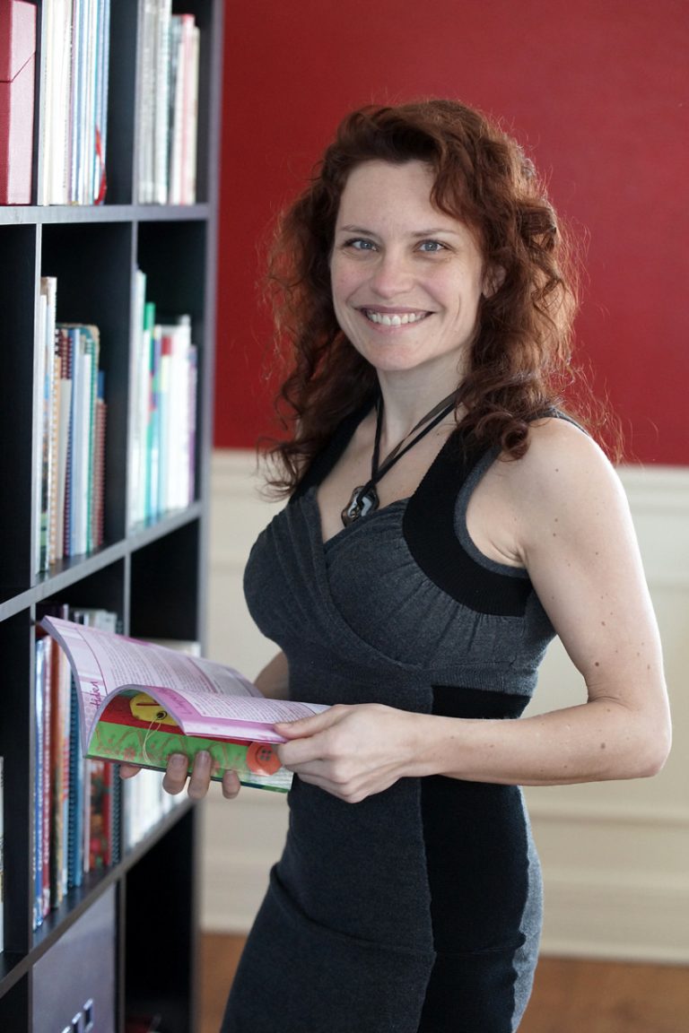 La sortie du premier roman d'Anik Lessard, coécrit avec Marie-Claude Martel, est prévue le 26 février. (Photo: Mario Beauregard) 