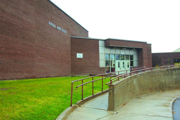 Les arénas municipaux de Laval sont sous-utilisées, révèle une enquête du Bureau du vérificateur général de la Ville.