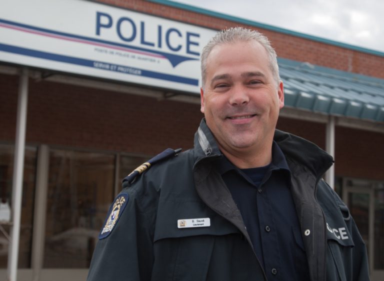 «Vimont-Auteuil, c’est un secteur stable, tranquille et sécuritaire» Le lieutenant Bernard Sauvé est en charge du poste de quartier de Vimont-Auteuil depuis juillet 2012.