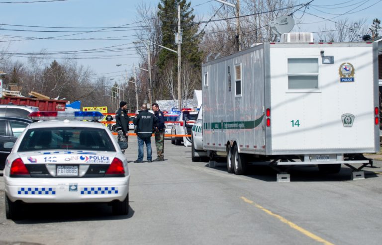 La mort conjointe d'une mère et son bébé avait secoué les résidents du quartier Laval-Ouest, au printemps dernier.