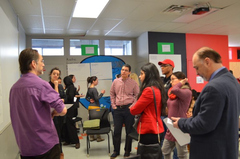 Une trentaine de personnes ont discuté de priorités pour les familles et enfants de 0-5 ans.