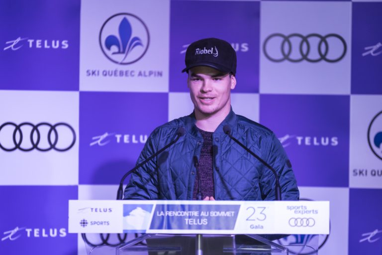 Mikaël Kingsbury mentionne que les athlètes ont besoin d'argent pour atteindre les plus hauts sommets