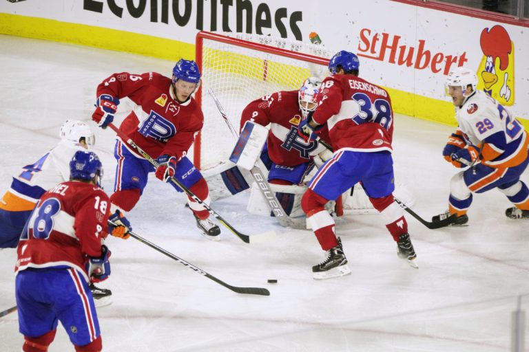 Le gardien Michael McNiven n'a rien à se reprocher, lui qui a repoussé 33 des 36 tirs dirigés contre lui pour mériter la 3e étoile du match.