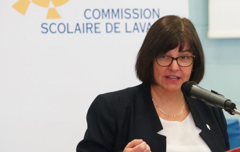 Violence en baisse dans les écoles due aux actions posées Louise Lortie est satisfaite du travail effectué à la CSDL pour contrer la violence dans nos écoles.