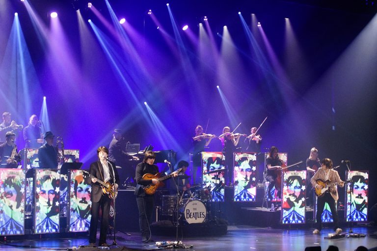 D'excellents musiciens, un visuel intéressant et des Beatles en grande forme, la recette a été gagnante lors du spectacle à la salle André-Mathieu.