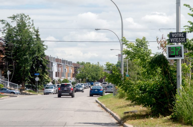 La rue de Palerme ne servira plus de raccourci Au moyen de cloches de béton, la Ville s'apprête à bloquer l'accès à la rue de Palerme au sud de la rue de Murcie.