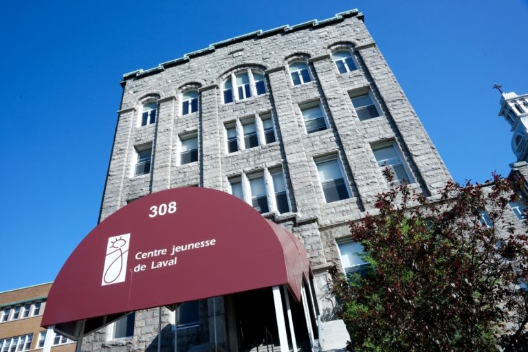 Nouvelle controverse au Centre jeunesse de Laval après la fugue d'une adolescente qui aurait été recrutée par un jeune proxénète.