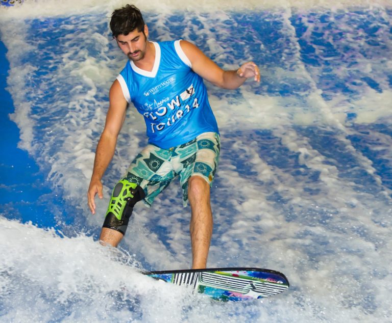 Les adeptes du surf intérieur devront patienter jusqu'au 23 novembre, afin de renouer avec leur sport à Maeva Surf.