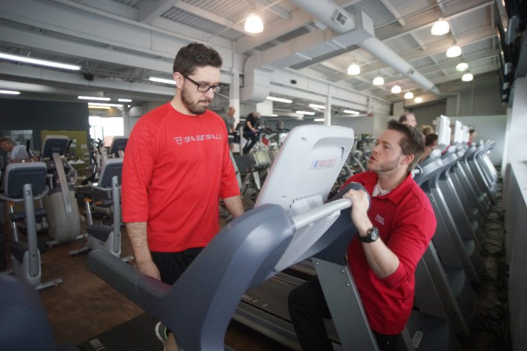 Remise en forme: cinq résolutions pour maintenir sa motivation La nouvelle année est synonyme de bonnes résolutions. La remise en forme en fait partie.