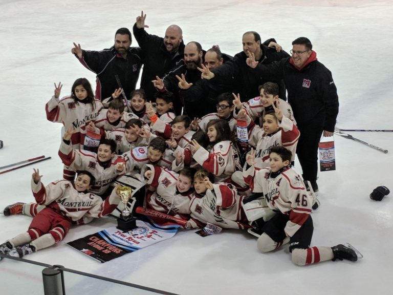 Un triplé pour les Éclairs de Monteuil atome BB L'équipe championne est composée de Matteo MacDonald, Jesse Philibert-Proulx, Marco Marella, Alessandro Calandriello, Michael Funaro, Marco Lacopo, Alexander Rossi, Graziano Marricco, Philip Bianco, William Brochu, Justin Iannetti, Dayron Giraldo-Jimenez, Jason Marra, Alessio Marricco, Tyler Canestrari, Oliver Karam-Fernandes et Kobi Pizzi.