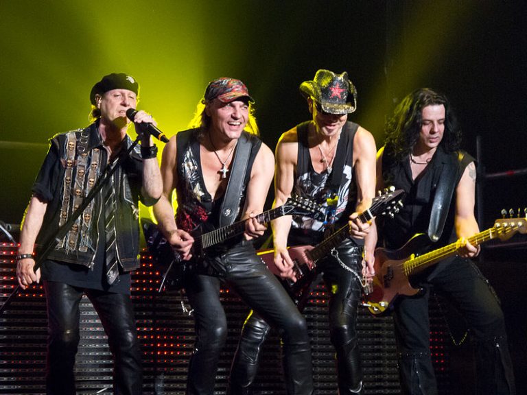 La Place Bell vibrera au rythme du groupe rock Scorpions Scorpions fera vibrer ses admirateurs le 19 septembre.