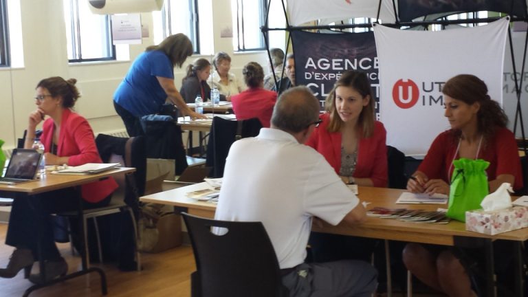 Les candidats auront l'occasion de participer à des entrevues éclair de cinq minutes avec les entreprises de leur choix.