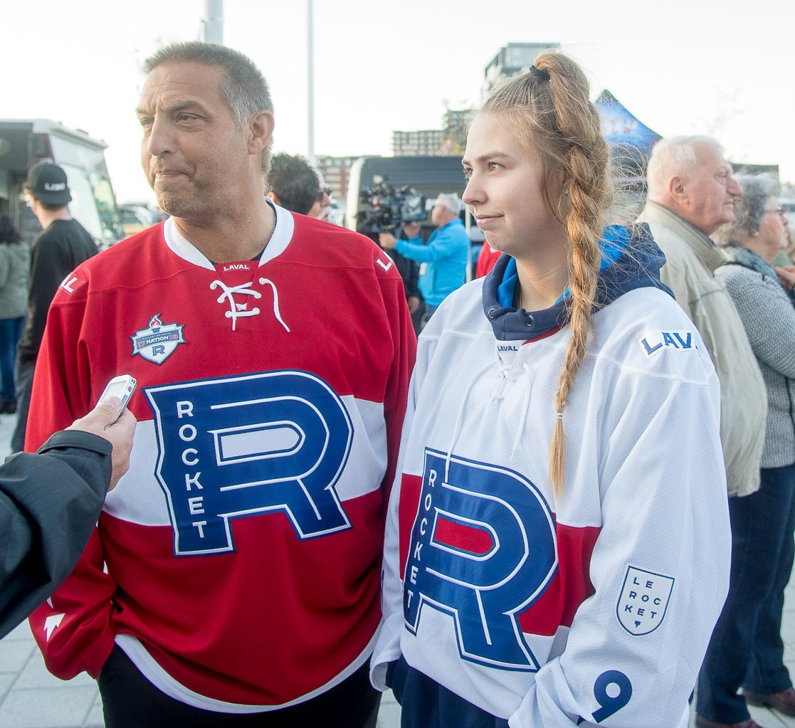 Jean-Pierre Labelle et sa fille Kelly voulaient assister à ce match historique. Ils étaient nombreux à démontrer leur amour pour leur nouvelle équipe.