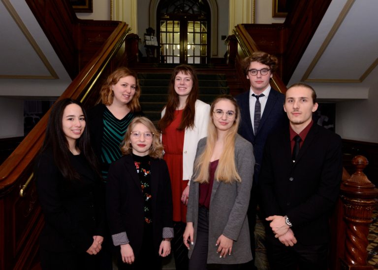 Justine Chabot, Camille Poirier, Victoria Najera-Huot, Ophélie Moisan-Leduc, David Fortin et Tommy Vallée font partie de  la délégation régionale à l'Assemblée nationale.