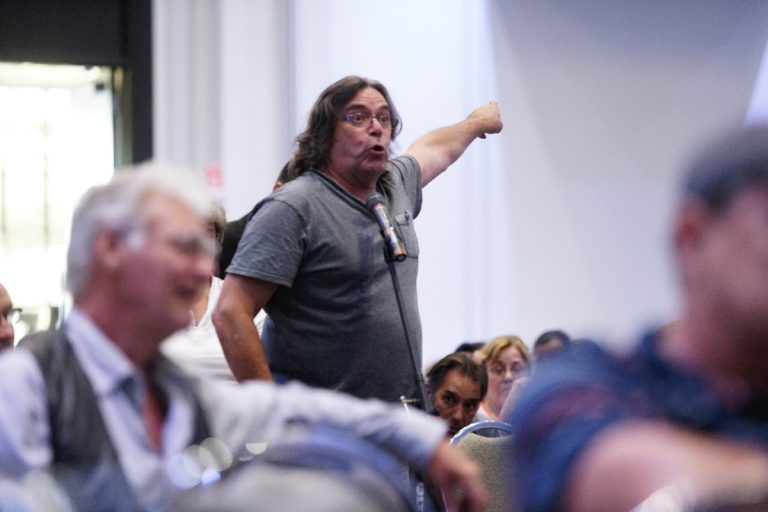 Des Lavallois très inquiets du décret sur les inondations De nombreux citoyens craignent de perdre la maison dans laquelle ils ont investi passion et pension.