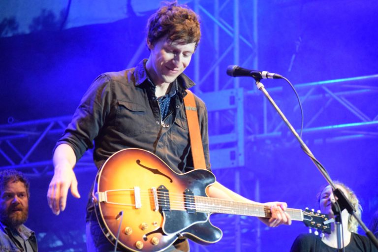 Avant de reprendre sa tournée fin septembre, Patrice Michaud est heureux de s'arrêter à Laval pour une soirée spéciale mariant ses chansons et musique du monde.