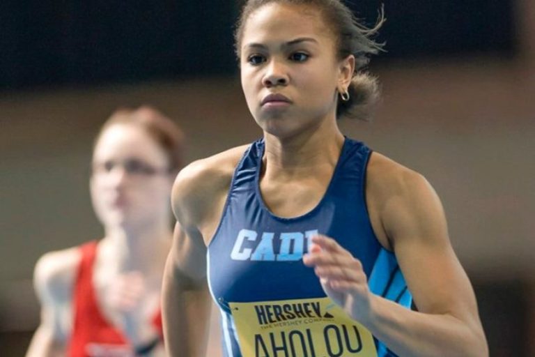 La médaille d'argent pour Tatiana Aholou en saut en longueur.