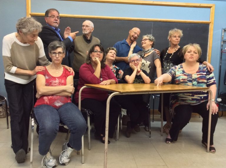 Pour cette nouvelle production, le Théâtre Thalia plonge dans la révolution culturelle et sexuelle des années hippies.