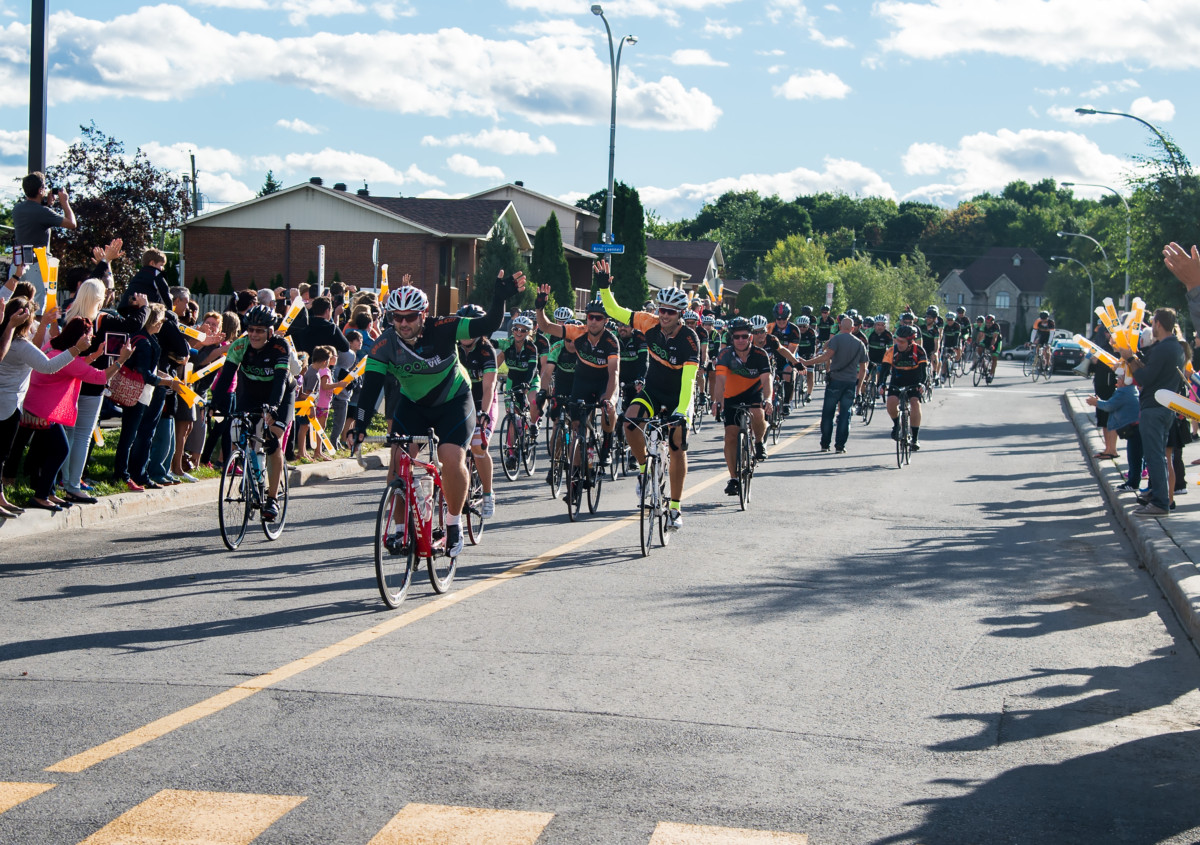 La moitié des 122 cyclistes en étaient à leur toute première participation au Défi Vélo 300 km pour la VIE.