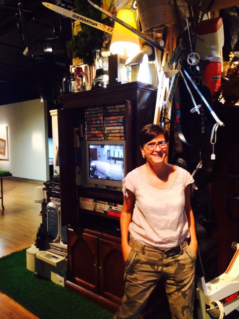 Fière de ce prix obtenu pour une exposition audacieuse et maintenant acclamée, Jasmine Colizza ne ferme pas la porte à un second épisode du projet "Banlieue!".