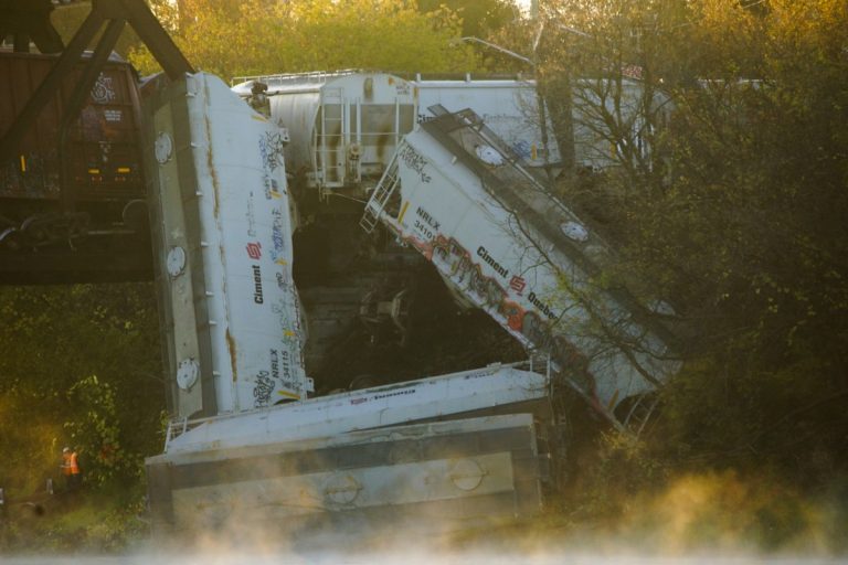 Le train a déraillé hier soir alors qu'il se trouvait entre Laval et Terrebonne.