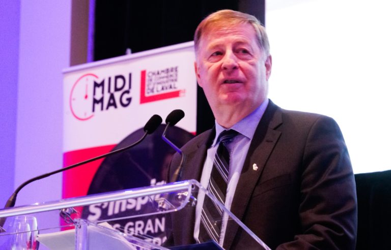 Le maire Marc Demers présentait le budget 2018 devant la Chambre de commerce et d'industrie de Laval, le 11 décembre.