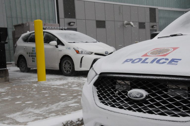 Des enquêteurs étudieraient actuellement des documents couvrant les années 2004 à 2015.