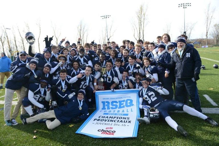 Les Maraudeurs récidivent avec un deuxième Bol d’Or Les joueurs des Maraudeurs célèbrent une deuxième saison parfaite d'affilée.
