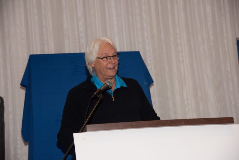 Une année de dur labeur Michel Demers a accueilli avec joie les nouvelles glaces.