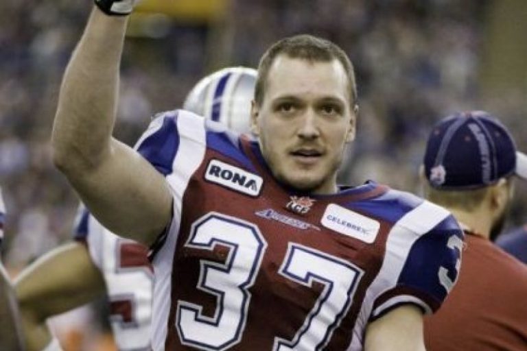 Une 10e saison pour Martin Bédard Martin Bédard jouera une dixième campagne avec les Alouettes.