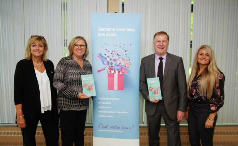 Corinne Favier, directrice générale de la Table régionale de concertation des aînés de Laval, Francine Charbonneau, ministre responsable des Aînés et de la région de Laval, le maire Marc Demers et Caroline Boivin, coordonnatrice à la division du Développement économique de la Ville, invitent les aînés à participer en grand nombre à la semaine qui leur est dédiée.