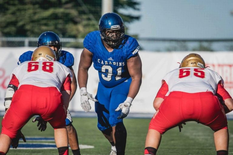 Junior Luke et Christophe Mulumba vivent la frénésie du Tropical Bowl Junior Luke a fait bonne impression au Tropical Bowl.
