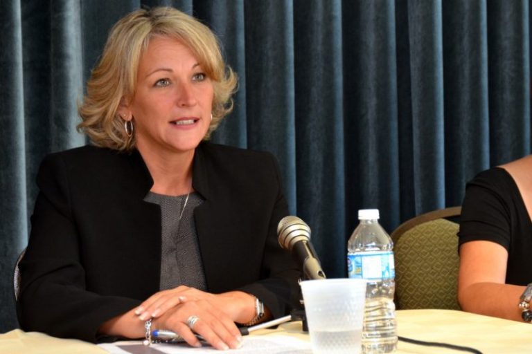 Vice-première ministre et ministre responsable des PME, Lise Thériault a dévoilé le 19 janvier l'identité des 35 entreprises formant la 5e cohorte de la stratégie performe.