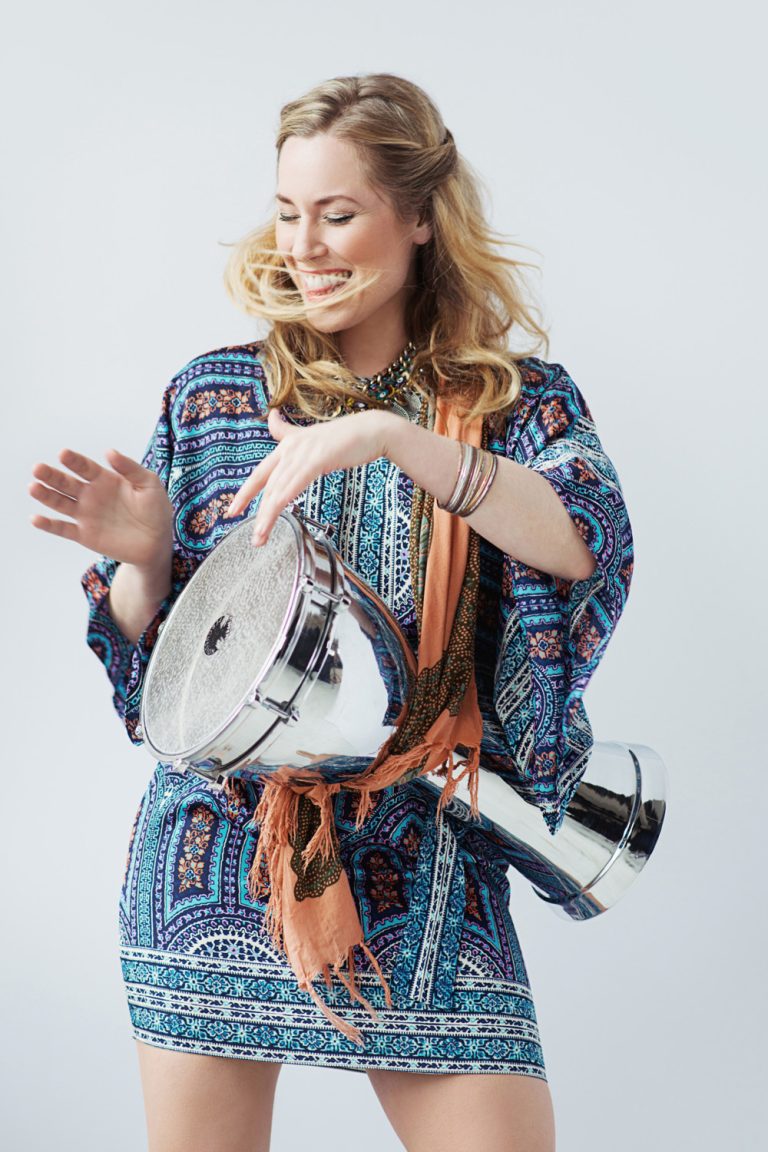 La percussionniste et animatrice Mélissa Lavergne est la porte-parole des Zones musicales 2017.