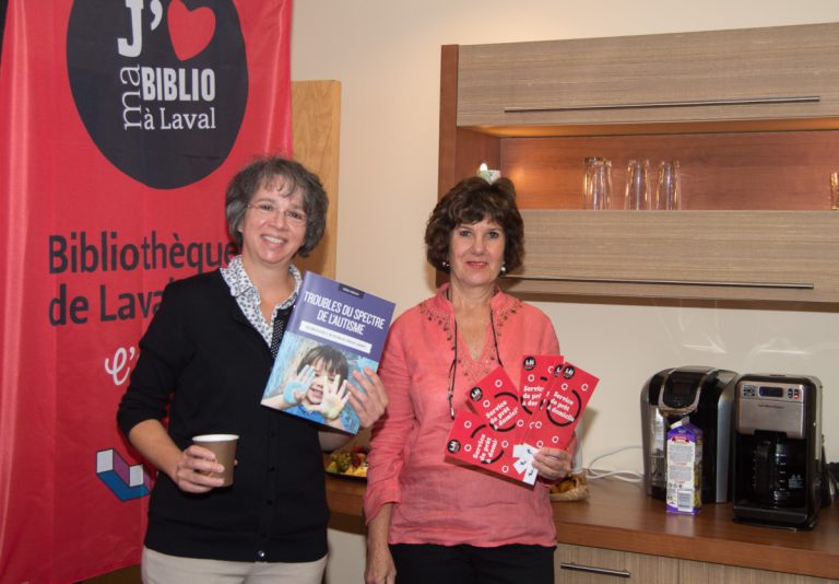 Des livres et documents pour proches aidants et aînés Catherine Lorrain et Josette Zreik ne sont pas peu fières des services offerts aux clientèles que sont les proches aidants et les personnes alitées ou à mobilité réduite.