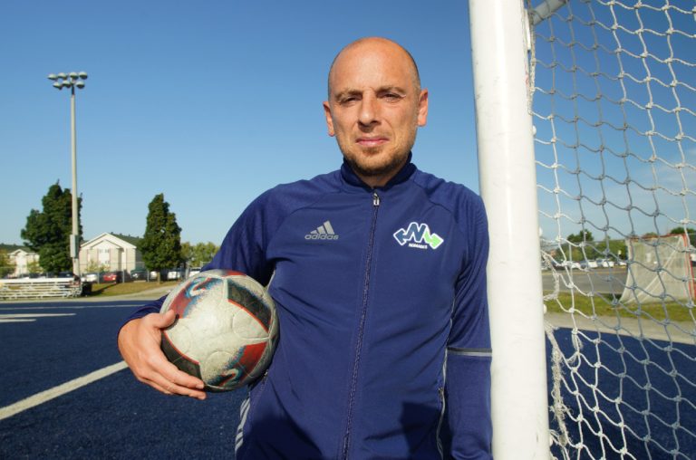 Sandro Grande derrière le succès des Nomades Sandro Grande heureux du succès de son équipe.