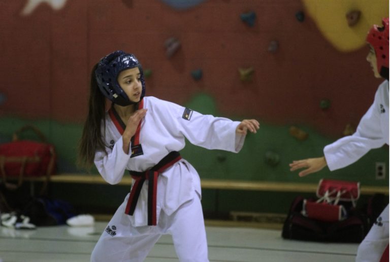 Hajar Yansli championne canadienne de taekwondo Hajar Yansli a mérité rien de moins que le titre canadien.