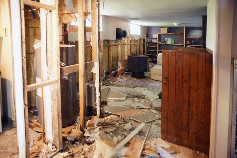 Gratuité des permis et report du compte de taxes pour les sinistrés Le comité exécutif adopte des mesures spéciales pour faciliter la vie aux sinistrés et leur donner un répit financier en vue des prochains mois.