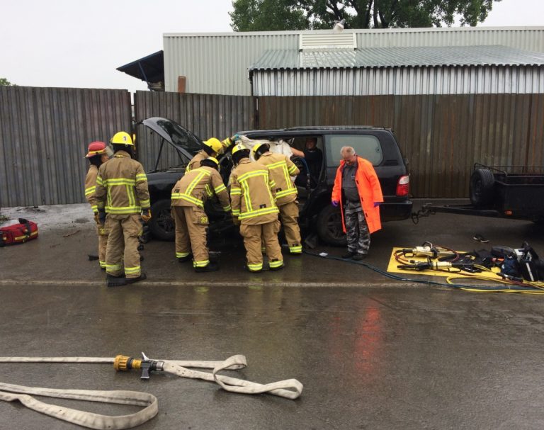 L'homme a été transporté en centre hospitalier par mesure préventive, notamment en raison des risques de commotion cérébrale.