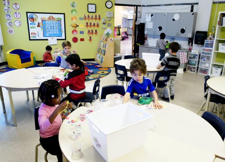 La maternelle pour tous à 4 ans serait-elle envisageable?