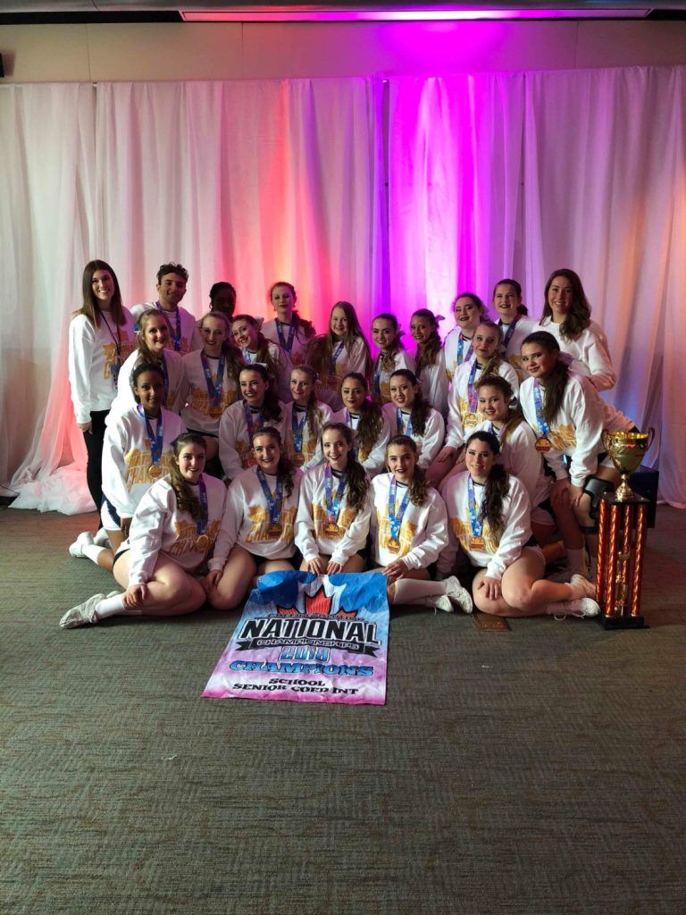 Un titre national pour les Empereurs en cheerleading Les Empereurs du Collège Letendre ont tout raflé sur son passage.