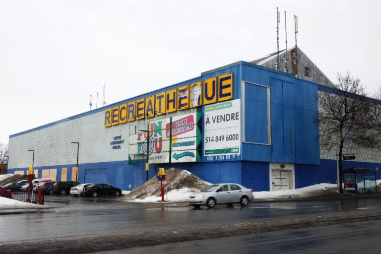 Après avoir été l'orgueil de Laval pendant cinq décennies, la Récréathèque est devenue source d'embarras et de bien des ennuis pour l'administration municipale.