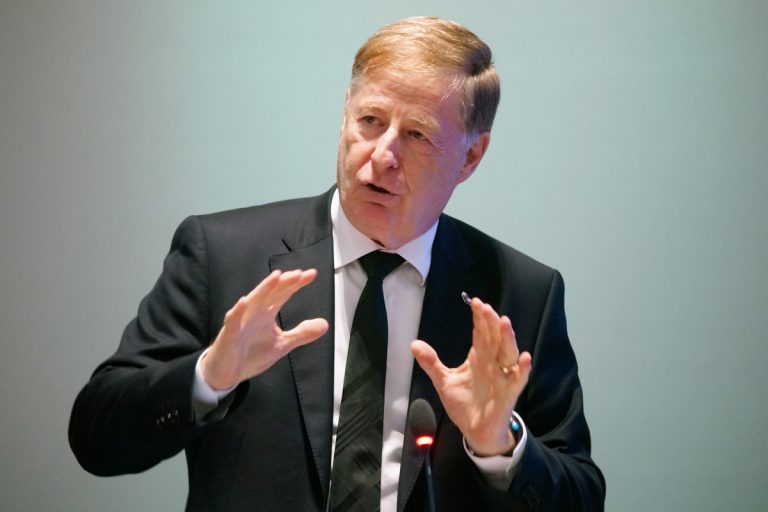 Marc Demers satisfait du budget fédéral Marc Demers, maire de Laval.