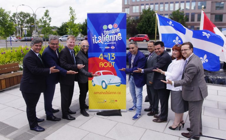 Angelo Iacono, député d'Alfred-Pellan, Jean Rousselle, député de Vimont, le maire Marc Demers, Marco Calliari, porte-parole, Guido Grasso, humoriste, Antonio Sciascia, président du Congrès national des Italo-Canadiens, David De Cotis, conseiller, Josie Verrillo, directrice générale du Congrès, et Paolo Galati, conseiller, invietnt les gens à découvrir la cultire italienne, le 6 août.