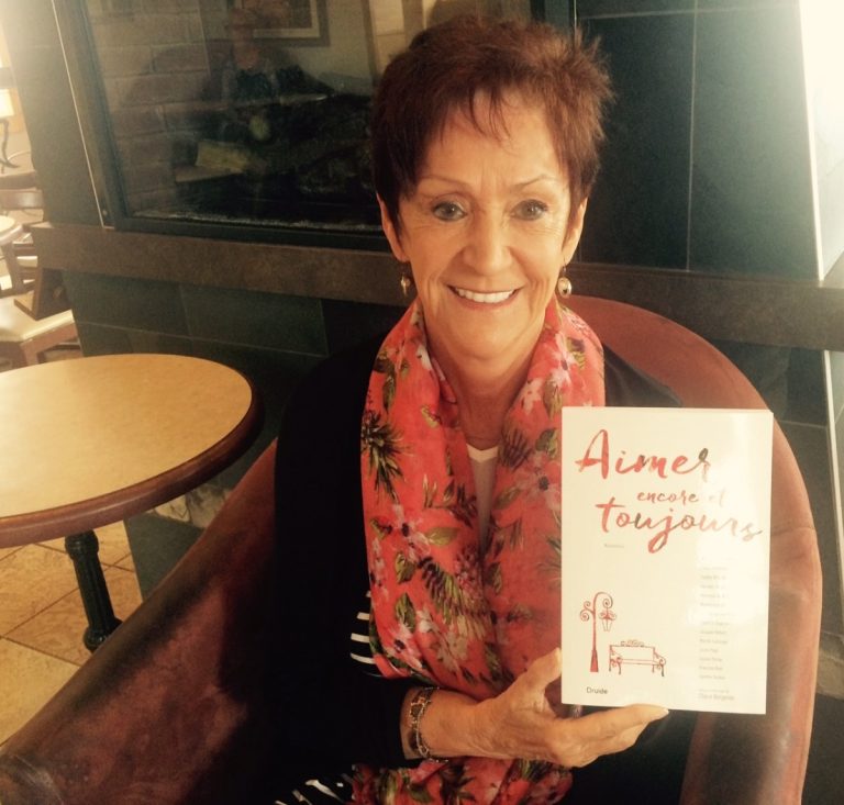 En attendant la parution de son nouveau roman en février prochain, Claire Bergeron a pris plaisir à diriger ce recueil de nouvelles sur l'amour sous toutes ses formes.