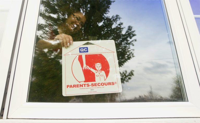 Une centaine de résidences lavalloises arborent le pictogramme de Parents-Secours dans leurs fenêtres, dont plus de la moitié sont des garderies en milieu familial.