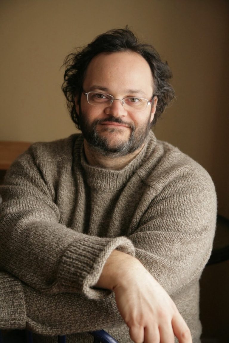 Étienne Poirier signe un roman sensible à la réalité des pensionnats autochtones d'autrefois.