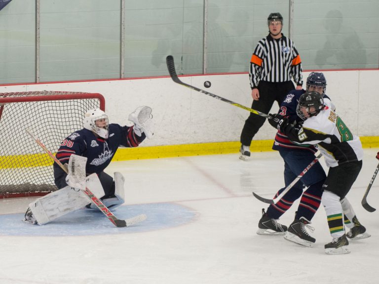 L’indiscipline coule le Rousseau-Royal Le Rousseau-Royal a essuyé une défaite à Guimond.